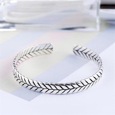 Nieuwe Slangenpatroon Creatieve Gevlochten Armbanden 925 Sterling Zilver Sieraden Persoonlijkheid Blad Verfijnd Populair Armbanden Sl078 white