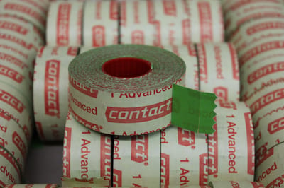 42 rolletjes prijs stickers (1100 per rol) groen 25 X 16 mm (totaal 46200 stuks)