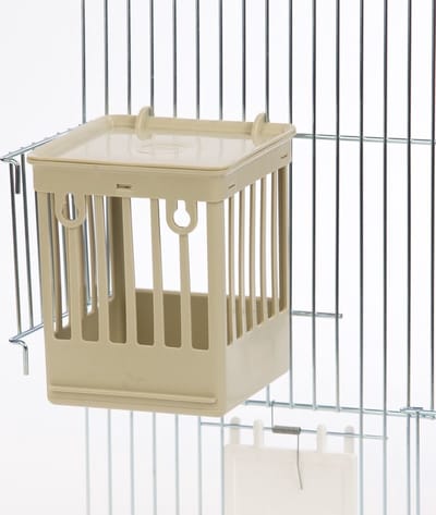 Plastic traliesnestkast - Vogelhuisje - Nestkastje - Vogel Huis - Beige - Nestkasten voor broedkooien - Nesten - Nestkasten / vogelhuisjes - Vuurvink (Lagonosticta senegala)