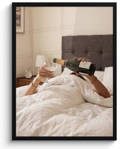 Poster in lijst - Fotolijst 60x80 cm - Posters - Champagne - Bed - Bubbels - Posterlijst zwart - Decoratie - Wanddecoratie woonkamer - Muurdecoratie slaapkamer