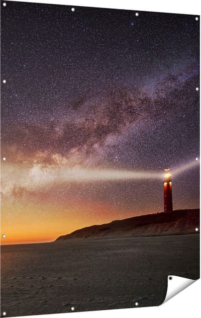 Gards Tuinposter Vuurtoren Texel in de Nacht - 120x160 cm - Tuindoek - Tuindecoratie - Wanddecoratie buiten - Tuinschilderij