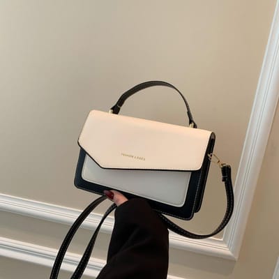 Populaire Retro Contrasterende Kleur Casual Nieuwe Koreaanse Stijl Modieus Eenvoudig Casual Textuur Meerlaagse Zak Eénschouder Crossbody Kleine Vierkante Tas beige