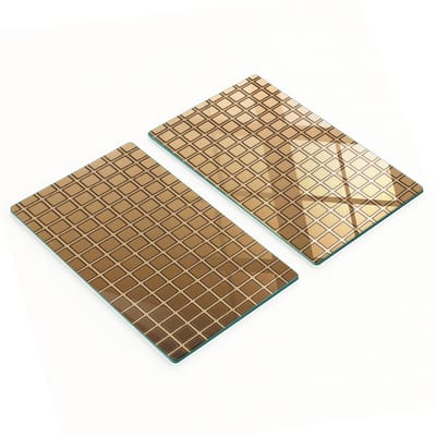 Set van twee decoratieve glazen keukenplanken met mozaïekpatroon in goudkleur, 2x30x52 cm