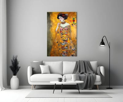 Glasschilderij – Elegante Vrouw in Gouden Stijl – Abstract Portret – Moderne Kunst Wanddecoratie - 72x46 cm