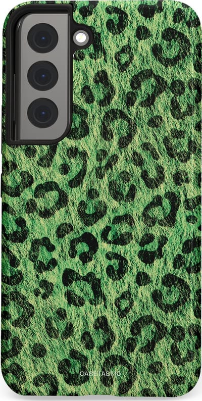 Casetastic hoesje geschikt voor Samsung Galaxy S22 - Dubbellaagse bescherming - Groene Panterprint - Fashion Case - Donkergroen Zwart