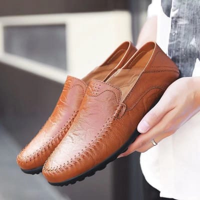 Nieuwe Lente- en Zomerleren Schoenen voor Heren Casual Eénvoetige Bonenschoenen Zachte Zool Werkschoenen Rijschoenen voor Werk Zaken Leren Schoenen voor Heren 44 brown