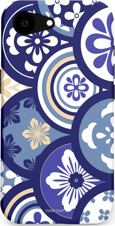 Casetastic Hoesje Geschikt voor Apple iPhone 16e Magsafe - Stijlvolle Beschermende Duo-layer Case - Blauwe bloemen Talavera Maiolica Patroon