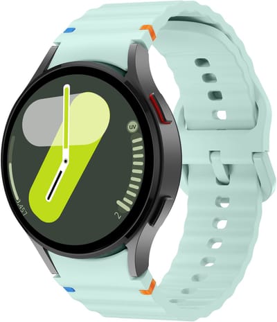 Strap-it Siliconen Wave bandje - Geschikt voor Samsung Galaxy Watch 7 (40 & 44mm) / Galaxy Watch 6 (Classic) / Galaxy Watch 5 (Pro) / Galaxy Watch 4 (Classic) - lichtgroen