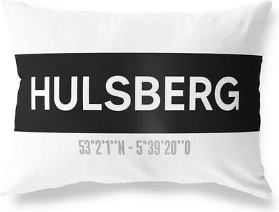 Tuinkussen HULSBERG - LIMBURG met coördinaten - Buitenkussen - Bootkussen - Weerbestendig - Jouw Plaats - Studio216 - Modern - Zwart-Wit - 50x30cm