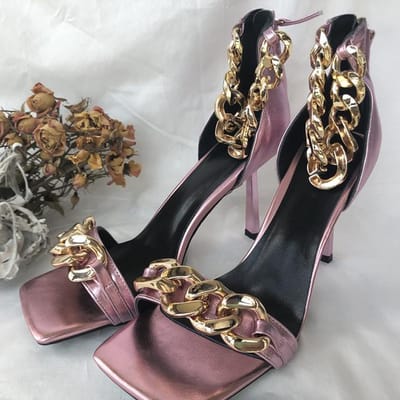 Nieuwe Mode Hoge Hakken Sandalen Vrouwen Met Ketting Vierkante Neus Sandalias De Las Mujeres Bruidsschoenen Vrouwen Feest Femmes Schoenen 43 roze