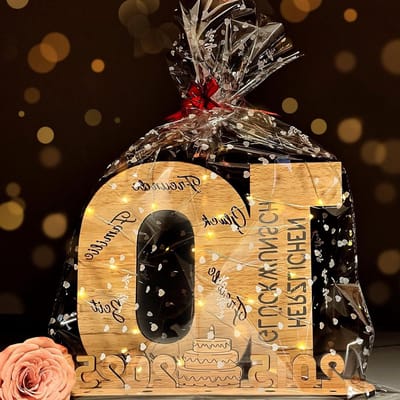 JGS Premium - Gastenboek voor 10e verjaardag - LED-lichtketting - Cellofaanzakjes - Jubileum 2024