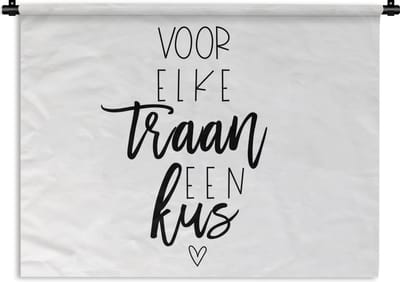 Wandkleed - Wanddoek - Beterschap - Quotes - Kus - 120x90 cm - Wandtapijt