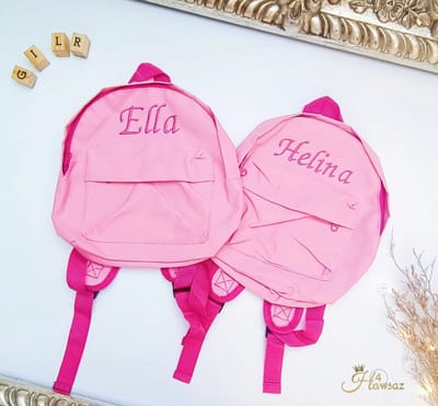 Rugzak met naam roze - Hawsaz.nl cadeau - peuters rugtas - schooltas met naam - Mini rugzak - Gepersonaliseerde tas - Geborduurd met naam - Gepersonaliseerd - rugzak kids - schooltas met naam - rugzakken voor Jongens en meisjes