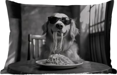 Buitenkussens - Golden Retriever - Hond - Vrolijk - Bord spaghetti - Zwart - wit - 60x40 cm - Weerbestendig