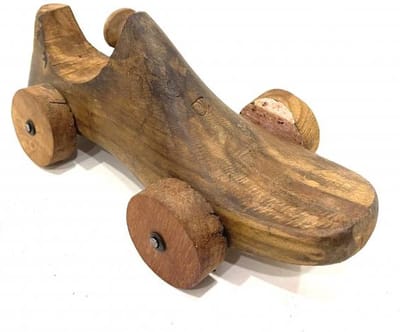 Decoratief beeld - Houten schoen op wielen  - Vier wielen en een stuur