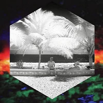 Single met nieuwe muziek en outtakes van geliefde band