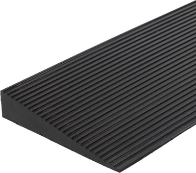 GEASY Drempelhulp 4 cm - Drempelhulp Rubber - 90 x 20 x 4 - Oprijplaat - 40 mm - Drempelhulpen Buiten & Binnen - Drempelplaat - Drempel Hulp - Antislip - Drempelhelling - Oprijhelling - Voor Fiets, Rollator, Robot Stofzuiger, Rolstoel, Scootmobiel