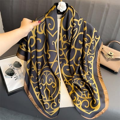 110X110Cm Dames Zijden Vierkante Sjaal Hijab Vrouwelijk Ontwerp Print Dames Sjaals Hoofdbanden Foulard Hoofdbanden Bufanda Grote Bandana Luxe One Size black
