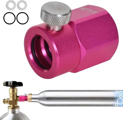 CO2 Navuladapter voor Soda Makers - Geschikt voor W21.8-14 Flessen, Inclusief Roze CO2 Cilinder, Perfect voor SodaStream Duo en Crystal 3.0