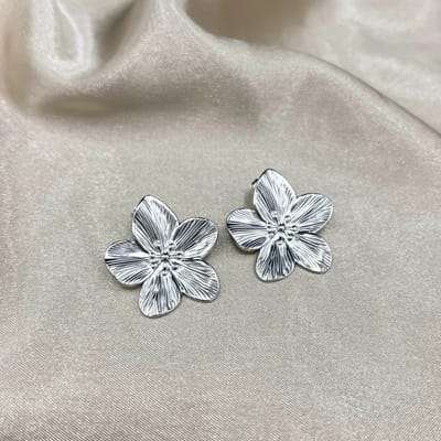 Statement oorbellen - Grote bloem - Zilver - Chique