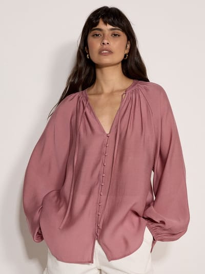 Luchtige blouse met pofmouwen