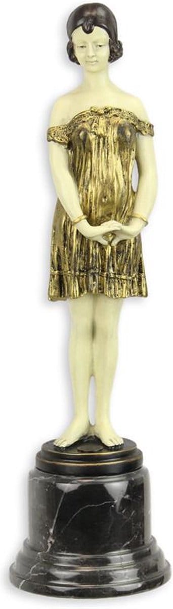 EEN BRONZEN BEELDHOUW GENOEMD BEDTIME GIRL"", A BRONZE SCULPTURE CALLED BEDTIME GIRL""