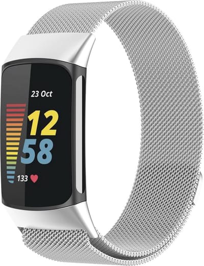 KELERINO. Milanees bandje geschikt voor Fitbit Charge 5 - Zilver