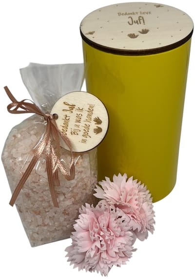 Badzout JUF | GEEL | liefste juf | einde schooljaar| topjuf | juf | meester | allerliefste juf | de liefste juf | cadeau | cadeautje juf