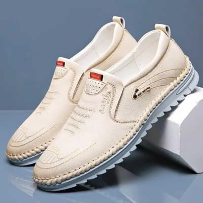 Chaussures Décontractées pour Hommes Sports Marche Souple Tenis Masculino Adulte Cuir Uni Slip-On Respirant Conduite Antidérapant Élégant Creux 44 beige