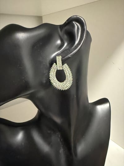 Strass oorbellen waterdruppels | | Make up | Parfum | Moederdag | Verjaardagscadeau| Cadeautje| Valentijnsdag| Kado | sieraden | vaderdag | oorbellen | oorsieraden