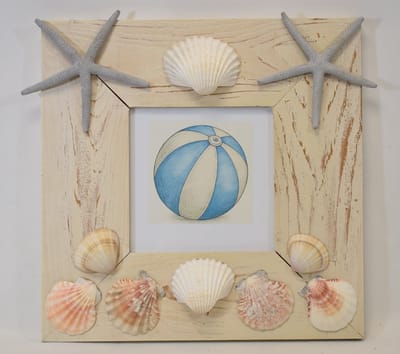 ZoeZo Design - fotolijst - fotolijstje - strand - zee - schelpen - nautisch - hout - echte schelpen - 27 x 27 cm - voor foto van 13 x 13 cm - kan niet vrij staan - hangend model