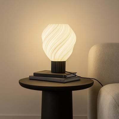 Lindby tafellamp Nuvia, hoogte 39,1 cm, wit, 3D-print