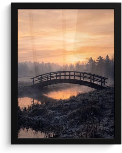 Poster in lijst - Fotolijst 30x40 cm - Posters - Brug - Mist - Bomen - Water - Posterlijst zwart - Decoratie - Wanddecoratie woonkamer - Muurdecoratie slaapkamer