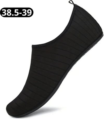 Bovista Waterschoenen Voor Kinderen & Volwassenen - Aqua Shoes - Aquaschoenen - Afzwemschoenen - Zwemles Schoenen - Zwart Gestreept - Maat 38.5-39