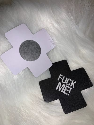Zwarte kruis tepel stickers