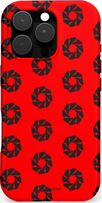 Casetastic hoesje geschikt voor Apple iPhone 16 Pro - MagSafe - Dubbellaagse bescherming - Zwarte Sterren op Rood - Fashion Case - Rood Zwart