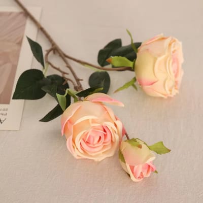 Roos - 3 koppig - lichtroze - zijden bloemen - 3 stelen - onderhoudsvrij - 63 cm - kunstbloemen