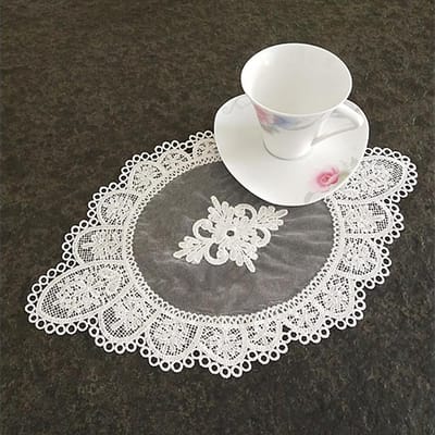 NIEUW Kant ovaal Borduurwerk Kerst bruiloft bloem Tafel placemat pad Stof placemat keuken Tafeldecoratie en accessoires Oval 20X31cm