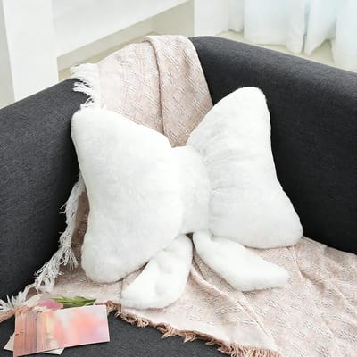 Schattig Kussen voor Meisjes, 30 cm, Comfortabel Vlieg Kussen, Ideaal voor Woonkamer, Slaapkamer en Kinderkamer, Verkrijgbaar in Drie Kleuren (Wit)
