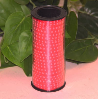 Rol cadeaulint - krullint rood hartjes 90 meter - 4mm breed