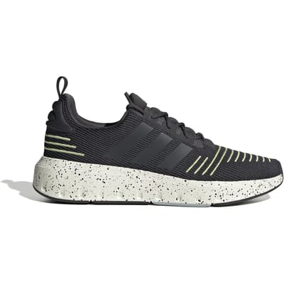 Trainers adidas Swift