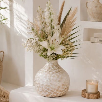Vaas Lilly - bamboe & Capiz vaas - 4Shine