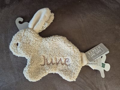 Bambam recycled rabbit tuttle beige met geborduurde naam/gepersonaliseerd
