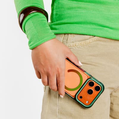 Selencia Hoesje - Geschikt voor Apple iPhone 16 - Gradient Backcover - Groen / Bruin