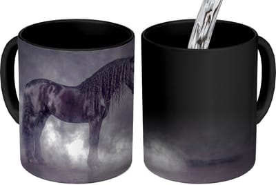 Magische Mok - Foto op Warmte Mokken - Koffiemok - Paard - Magisch - Zwart - Magic Mok - Beker - 350 ML - Theemok