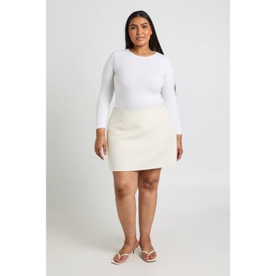 boohoo Dames Plus Getailleerde Skort | Ecru | Maat: 44
