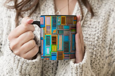 Magische Mok - Foto op Warmte Mokken - Koffiemok - Deuren - Blauw - Abstract - Architectuur - Neon - Magic Mok - Beker - 350 ML - Theemok