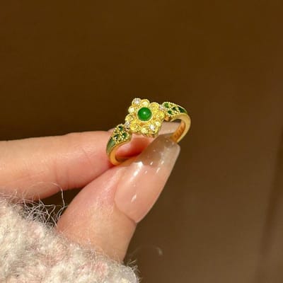 Luxe vintage ingelegde smaragd ringen voor vrouwen creatief paleisstijl chique design ring trouwjuwelen resizable brown