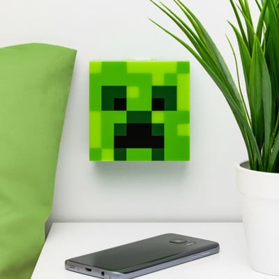 Minecraft Paladone Creeper Nachtlampje, NachtSensorfunctie, Draagbaar, Zelfklevende Achterzijde voor Wandmontage, Officieel Gelicentieerd Cadeau en Slaapkamerdecoratie voor Fans