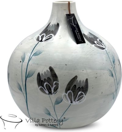 Vaas - Villa Pottery - Tuitvaas - Keramiek - Irishflowers - Decoratie - Woondecoratie - Victoria 6_3